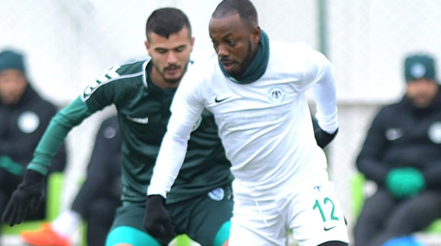 Konyaspor'da Traore ile yollar resmen ayrıldı