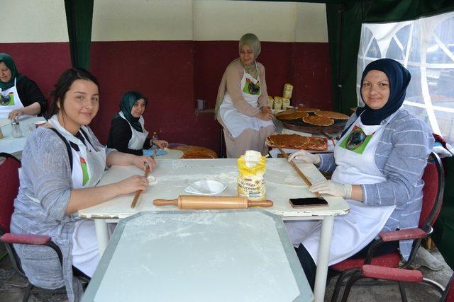 Almanya’da, Göktepe Yayla Şenliği ile memleketlerini tanıttılar