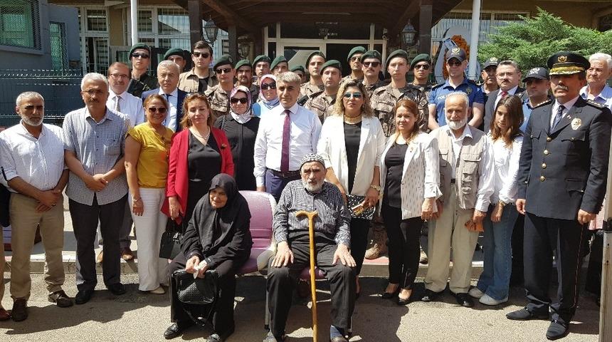 Şehit &Ouml;zel Harekat Polisin adı karakolda yaşatılacak