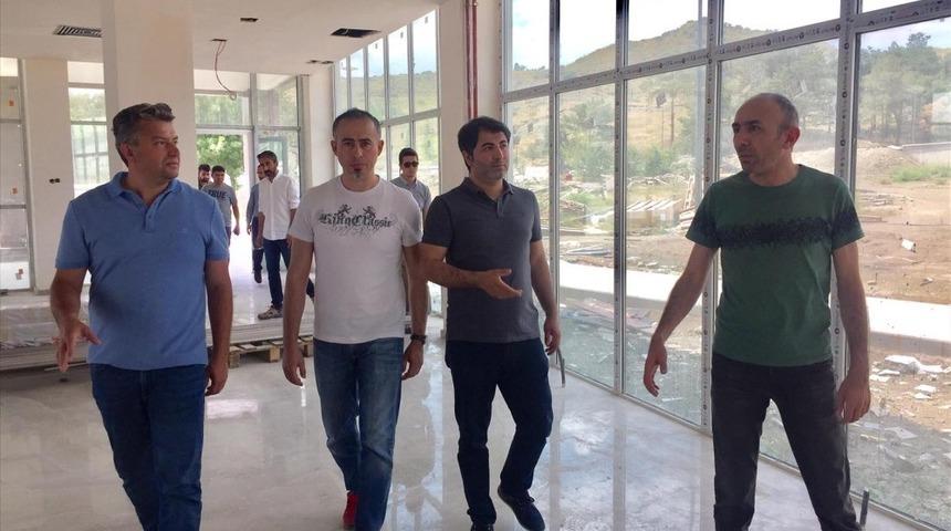 Demirer, Kampus inşaatında incelemelerde bulundu