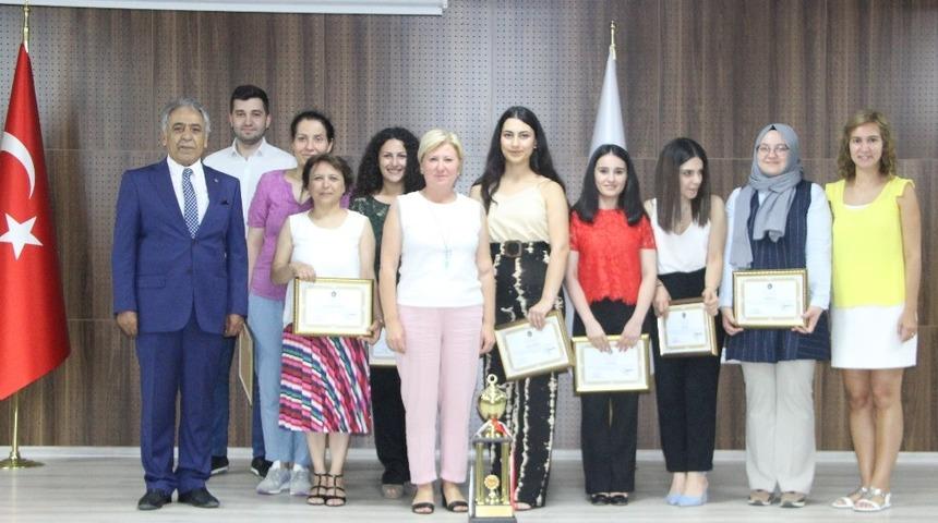 D&uuml;zce Barosu tarihinde bir ilki başardı