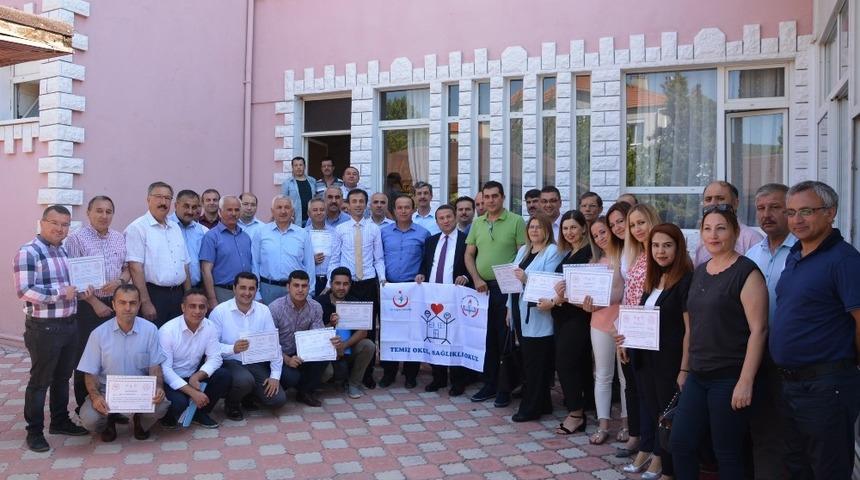 Korkuteli&rsquo;nde 36 okula beyaz bayrak verildi