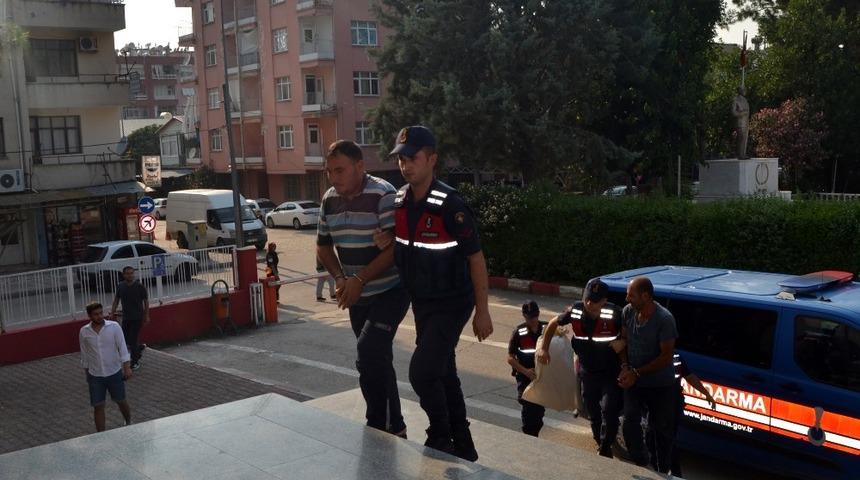 Uyuşturucu madde zanlıları adliyeye çıkarıldı