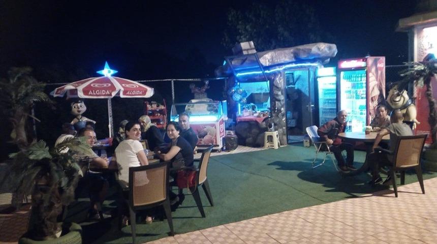 G&uuml;l&uuml;&ccedil; halkı sahil bandına akın etti