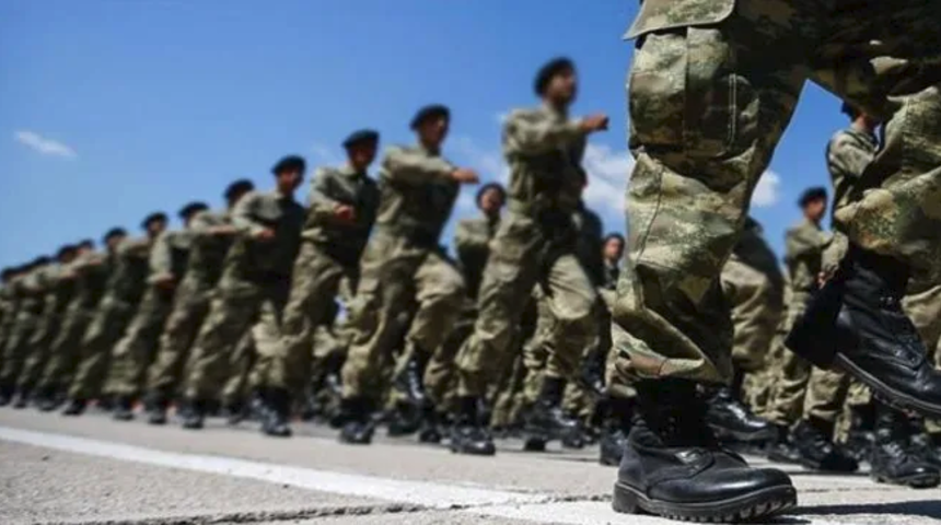 Yeni askerlik yasası Resmi Gazete'de yayımlandı!