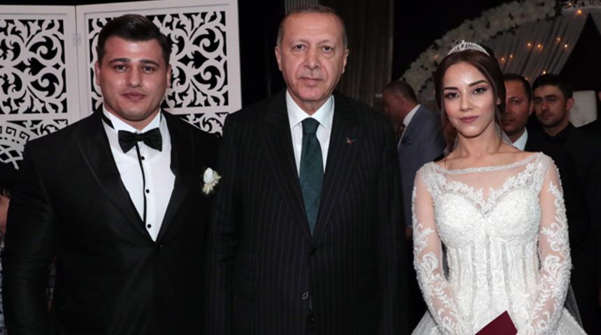 Rıza Kayaalp dünyaevine girdi