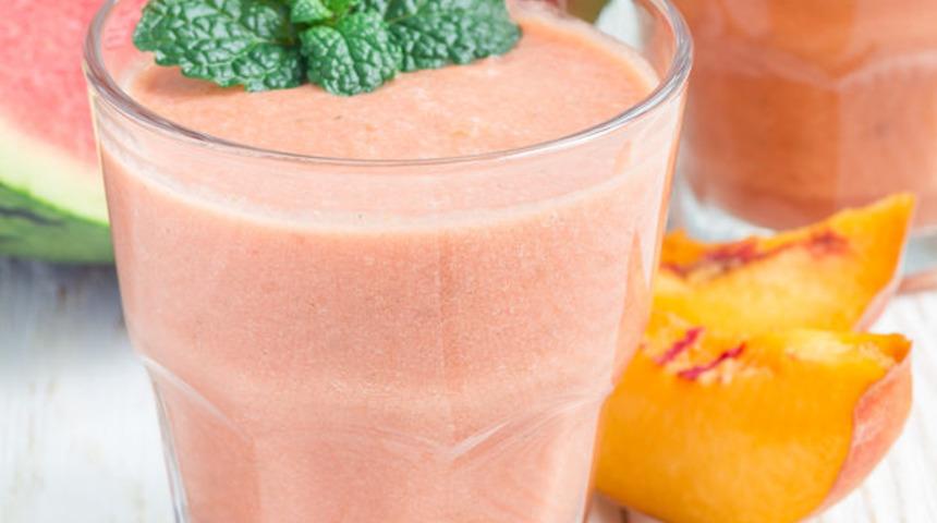 Göbeğinizi dümdüz edecek en doğal detoks suyu