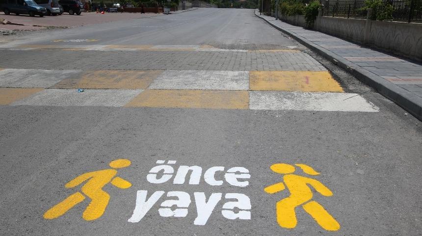 Hacılar&rsquo;da trafikte &ouml;ncelik yayaların