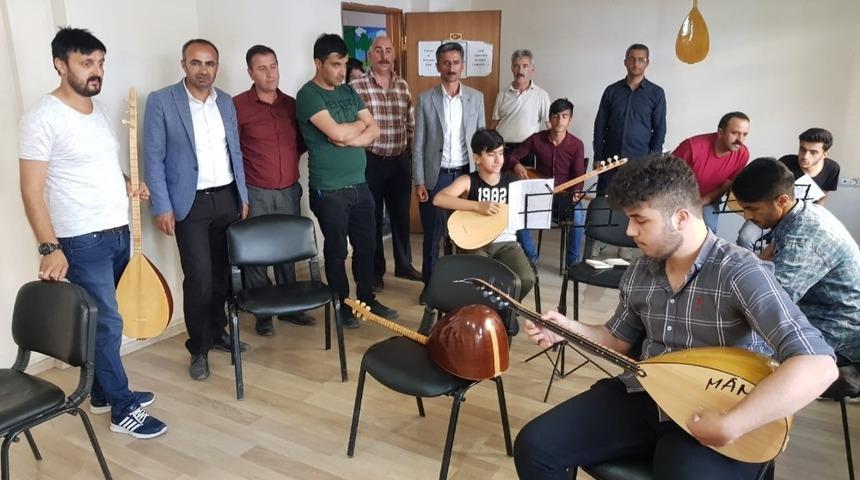 Hakkari Belediyesinin yaz kursları başladı