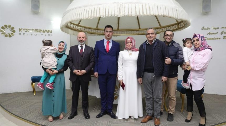 Kocasinan&rsquo;da 6 Ayda Bin 255 &Ccedil;ift, Mutluluğa İmza Attı