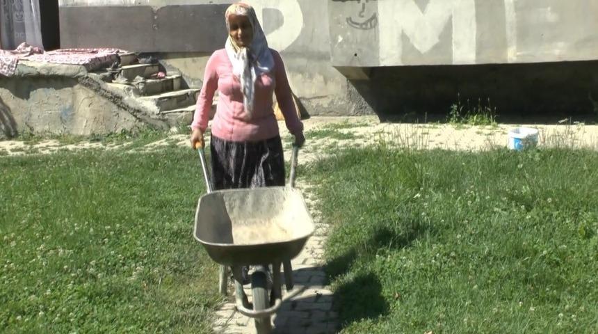 Kadın &ccedil;ift&ccedil;i, tarım desteğiyle &ouml;rnek oluyor