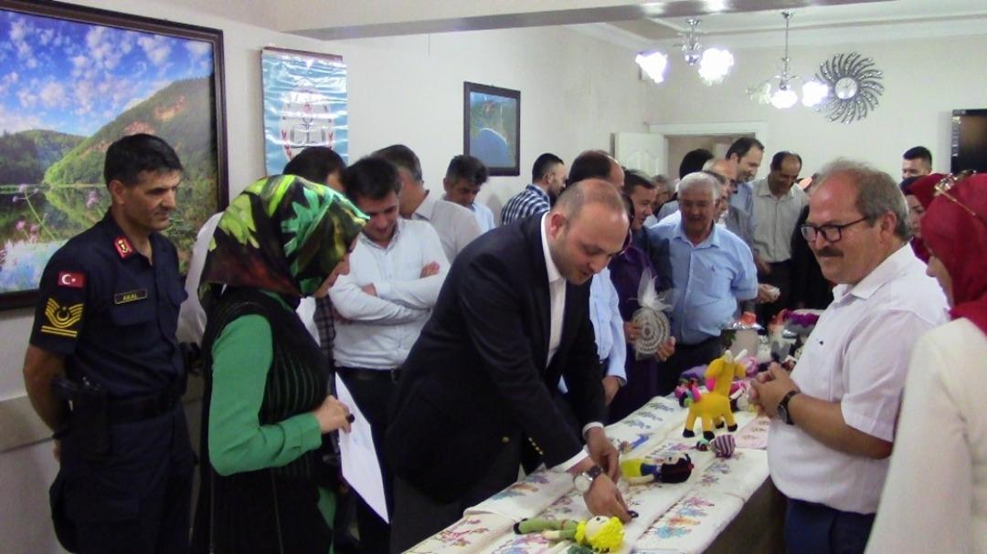 Şaphane&rsquo;de Halk Eğitim Merkezi M&uuml;d&uuml;rl&uuml;ğ&uuml; sergisi