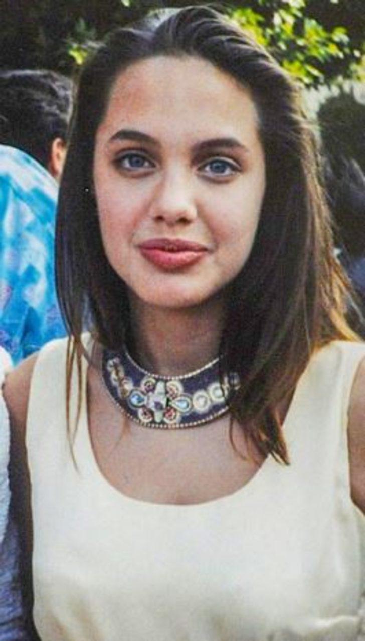 Mezuniyet fotoğraflarındaki bu ünlüleri tanıyabilecek misiniz? G1