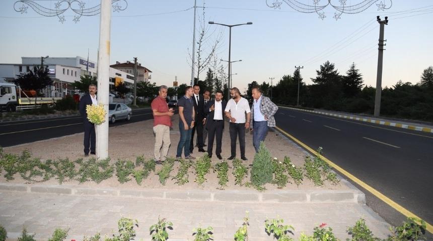 Başkan Arı, belediye &ccedil;alışma alanlarını gezdi