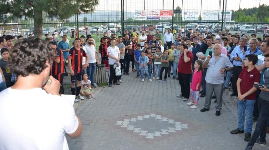 Gediz&rsquo;de &rsquo;Halı saha futbol turnuvası&rsquo; sona erdi