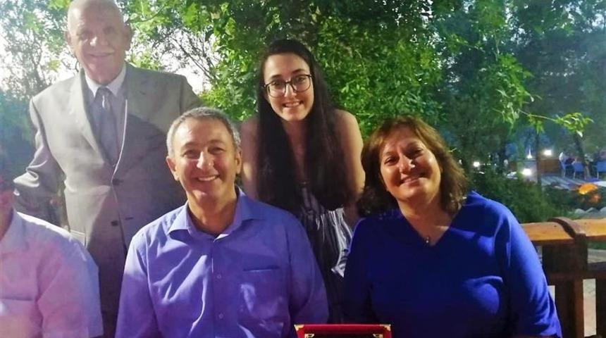 M&uuml;d&uuml;rl&uuml;k personelleri veda yemeğinde buluştu