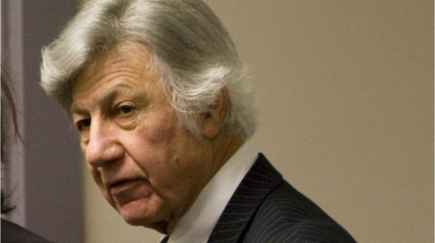 100 kadar kadını yapay d&ouml;lledi, 11'i kendi &ccedil;ocuğu &ccedil;ıktı!