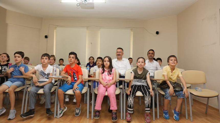 Adapazarı Bilgievi&rsquo;nde kayıtlar s&uuml;r&uuml;yor