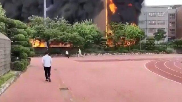 Güney Kore’de ilkokulda büyük yangın