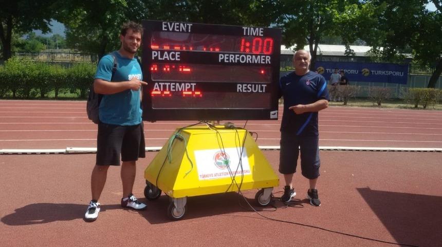 Trabzon Büyükşehir Belediyespor’un disk atma sporcusundan büyük başarı