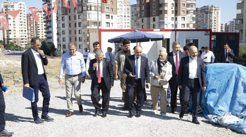 B&uuml;y&uuml;kşehirden Eğitime Destek