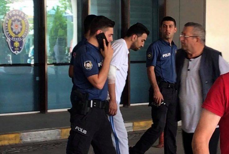 GÜNCELLEME 3 - Edirne'de düzensiz göçmenleri taşıyan araç kaza yaptı G1