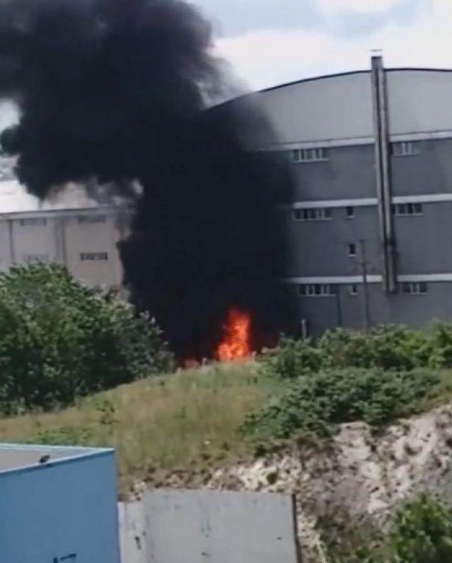 Hadımköy'de fabrikada yangın 