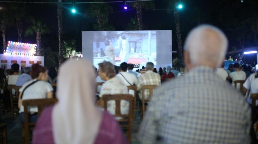 Nostaljik Yeşil&ccedil;am Sokağı&rsquo;nda anılara yolculuk