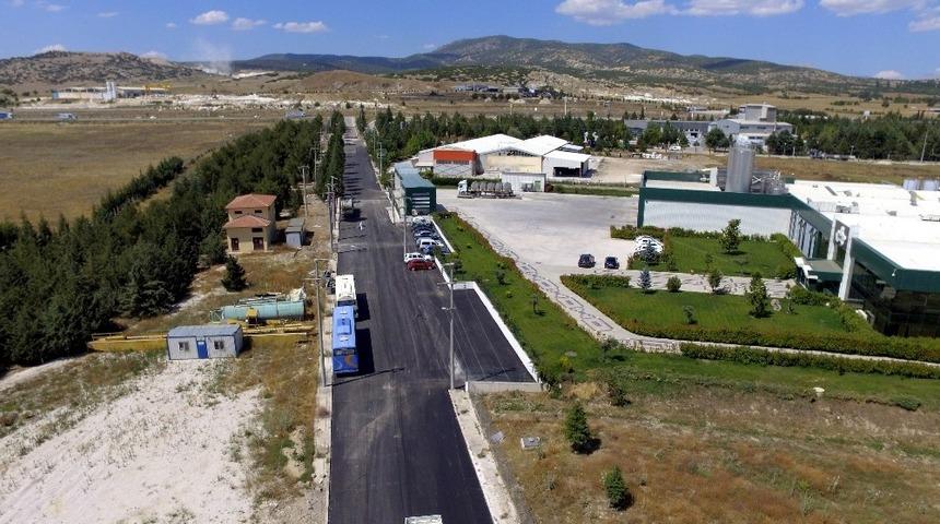 Isparta Belediyesi OSB&rsquo;yi asfaltladı