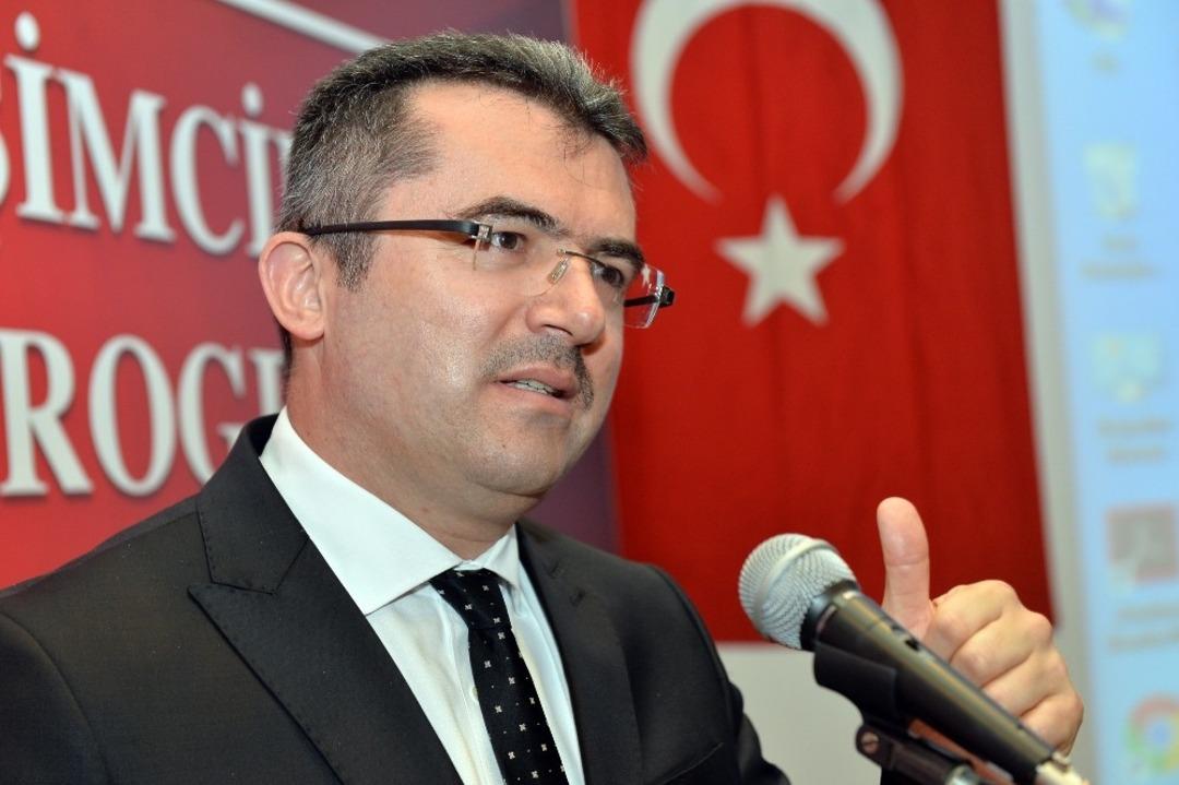 Vali Memiş: &ldquo;&Ccedil;oban değil, s&uuml;r&uuml; y&ouml;neticisi&rdquo;