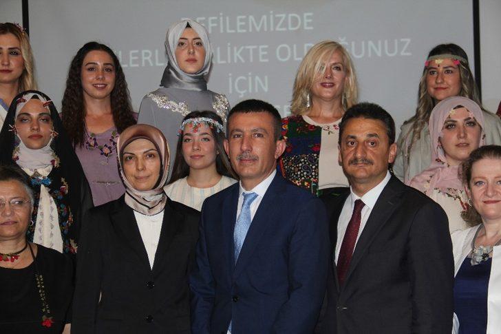 Anadolu motifleri defilede sergilendi G3