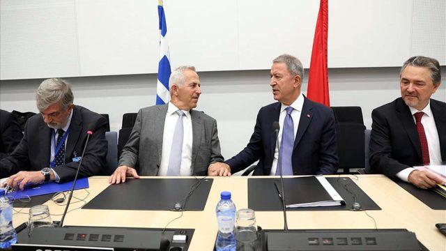 Bakan Akar, ABD Savunma Bakan Vekili Esper ile bir araya geldi (2)