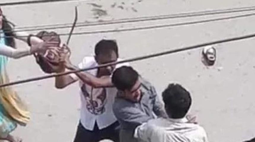 Karısının eski sevgilisi tarafından sokak ortasında &ouml;ld&uuml;r&uuml;ld&uuml;