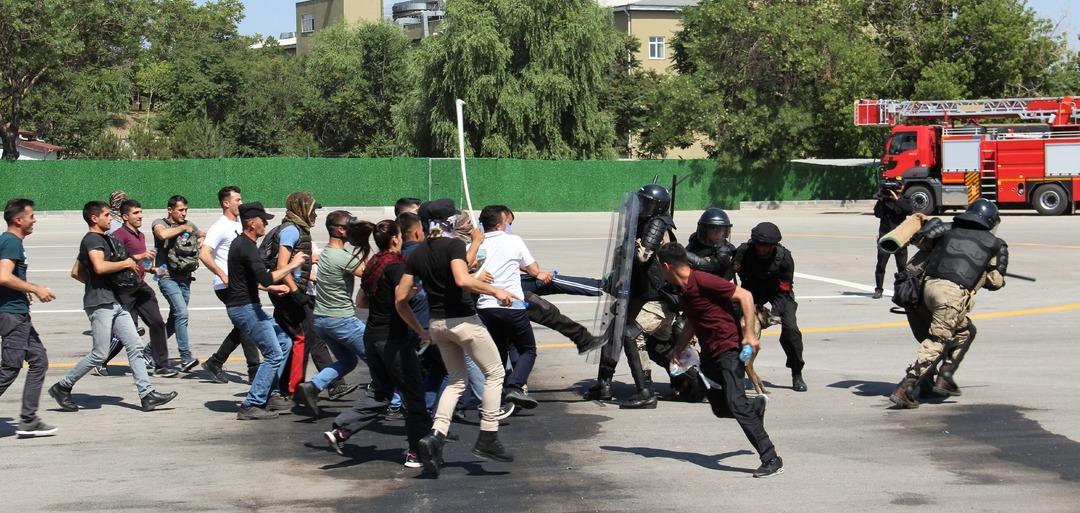 J&Ouml;AK her daim hazır olduğunu t&uuml;m d&uuml;nyaya g&ouml;sterdi