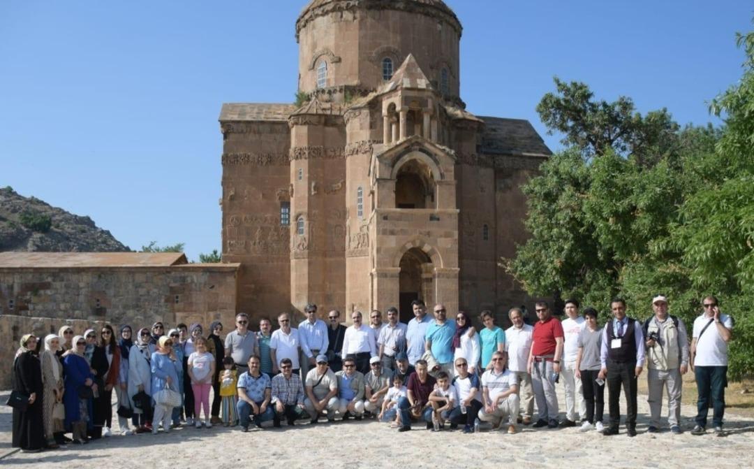 Hukuk&ccedil;ular Van&rsquo;da buluştu