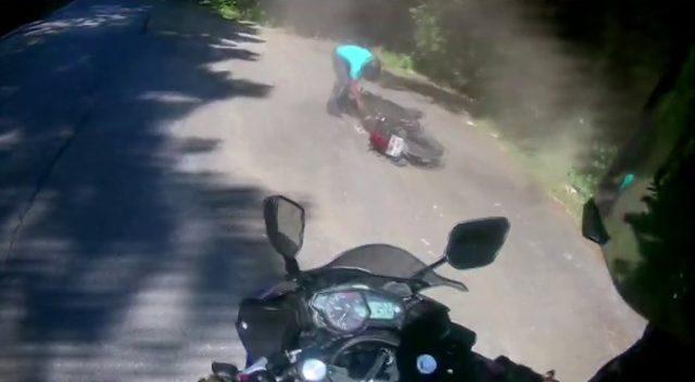 (Özel) Sarıyer’de motosikletli gencin kazası kamerada