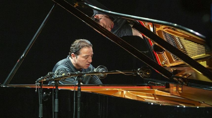 Fazıl Say, Antalya&rsquo;da sahne aldı