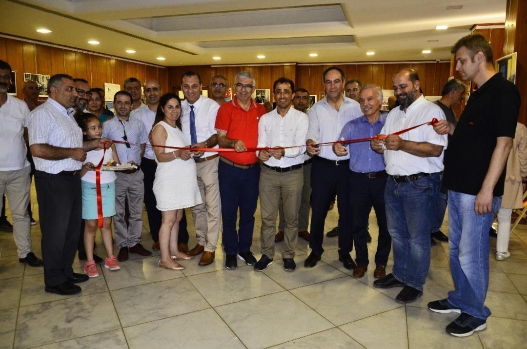 Arka Plan Fotoğraf Sergisi&rsquo;ne yoğun ilgi