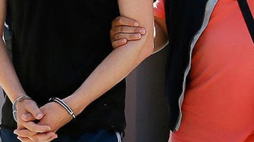 İzmir'de terör operasyonu: 9 gözaltı