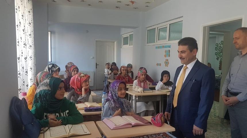 Vali Yardımcısı Pala&rsquo;dan Kur&rsquo;an kurslarına ziyaret