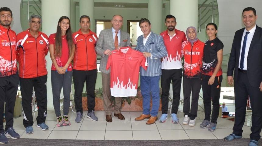 Atletizm Milli Takımı’ndan ETSO’ya ziyaret
