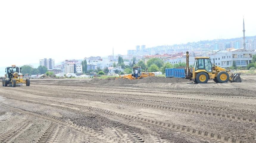 Başkan Ekim: "Belediye temizliyor, vatandaş kirletiyor"