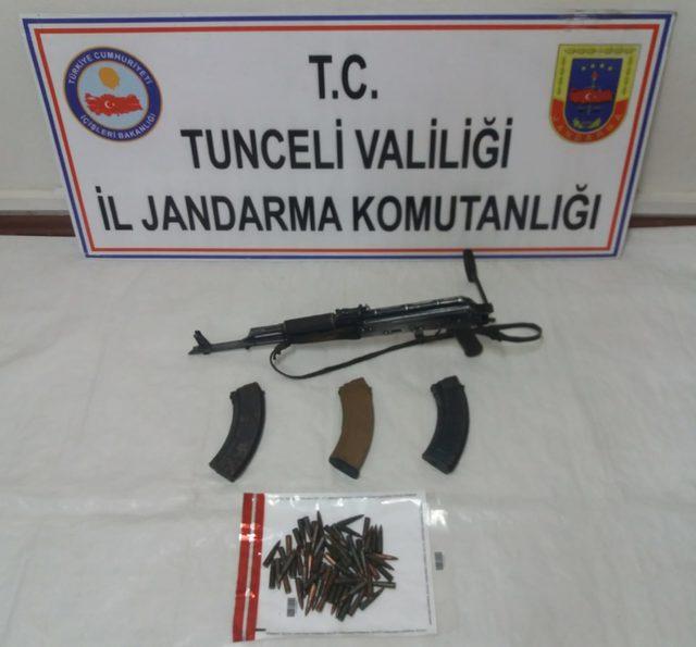 Tunceli'de etkisiz hale getirilen 11 teröristin silahları ele geçirildi