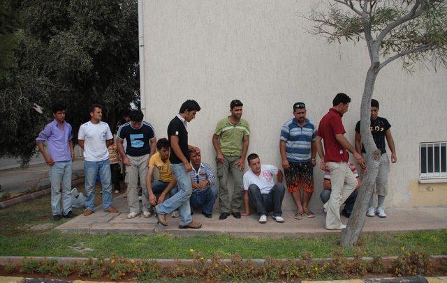 Aydın polisi 6 ayda 38 göçmen kaçakçısını yakaladı