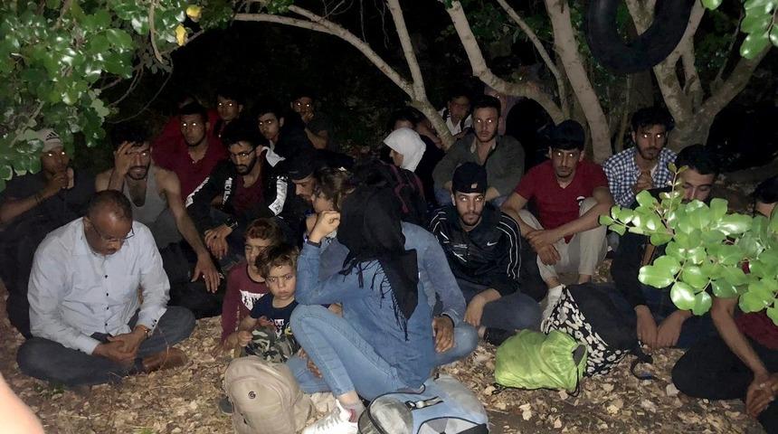 Didim&rsquo;de 112 g&ouml;&ccedil;men ve 3 g&ouml;&ccedil;men ka&ccedil;ak&ccedil;ısı yakalandı