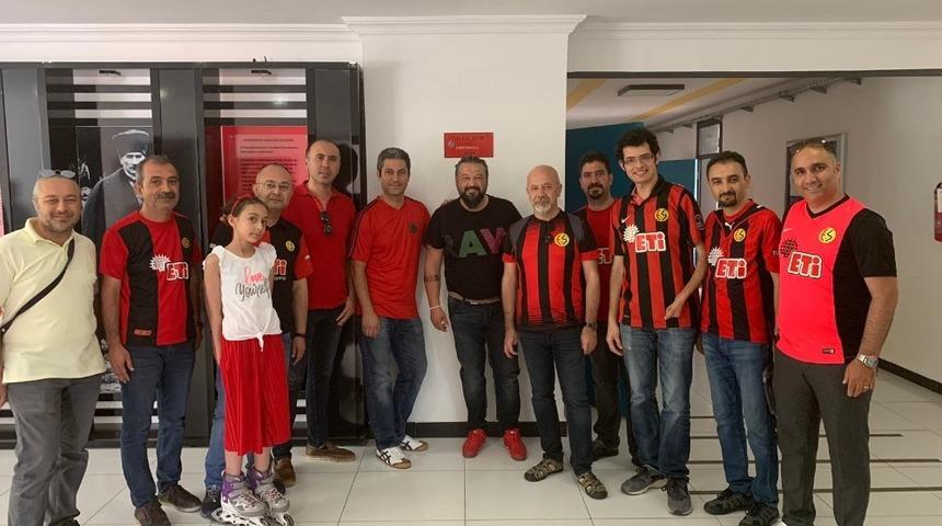 Hacı Ahmet Kanatlı Anadolu Lisesi&rsquo;nden Eskişehirspor&rsquo;a anlamlı destek