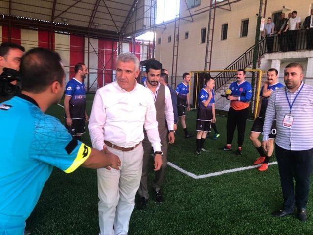 Malatya Kurumlararası Hayata Dokunuş 1. Futbol Turnuvası başladı