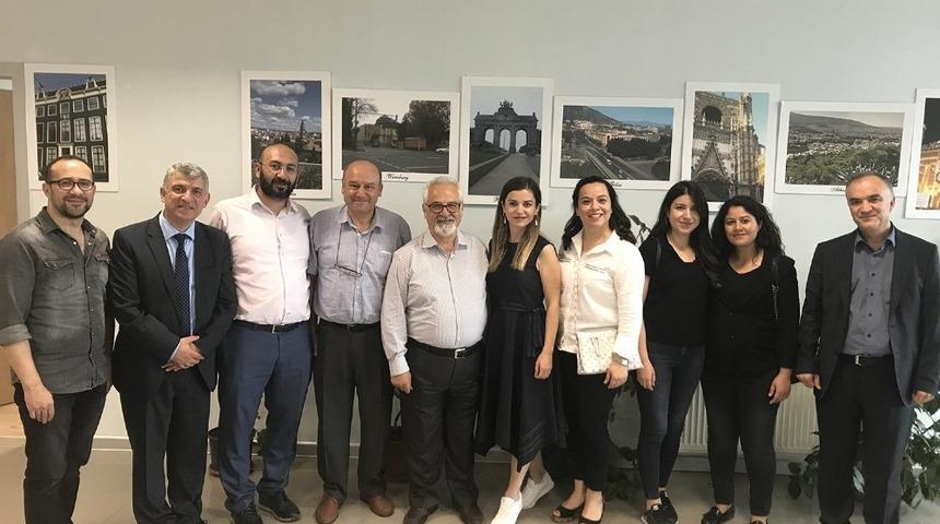 PAÜ’lü akademisyenler Uşak da dil öğreniminin güncel sorunlarını anlattı