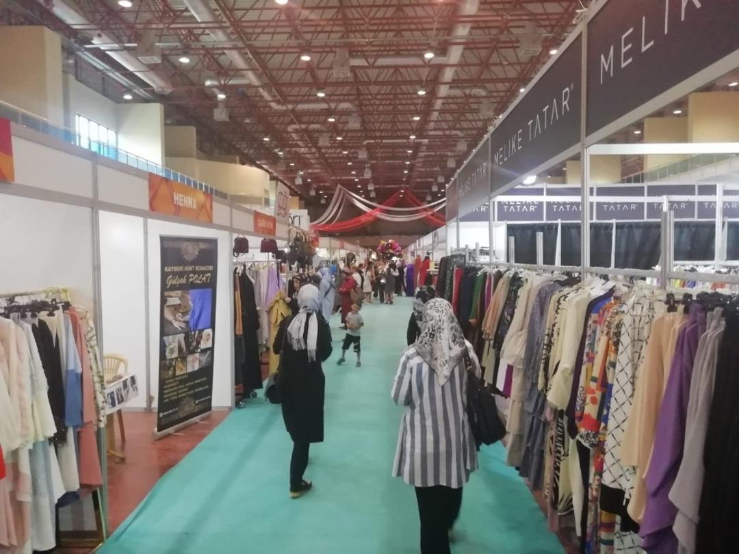 4 g&uuml;n s&uuml;recek olan Moda Giyim ve Tesett&uuml;r Festivali başladı