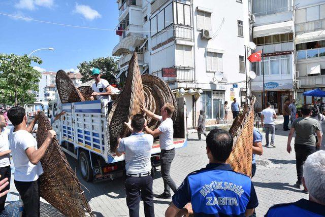 Bursa'da zabıta sahil işgaline izin vermiyor